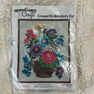 Crewel embroidery term kit flower vintage